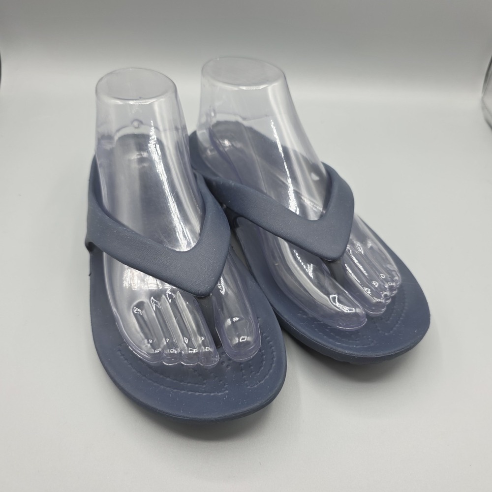 CROCS Kadee II Sandals Womens 9 Navy Blue Rubber Flip Flops Flat Shoes 202492